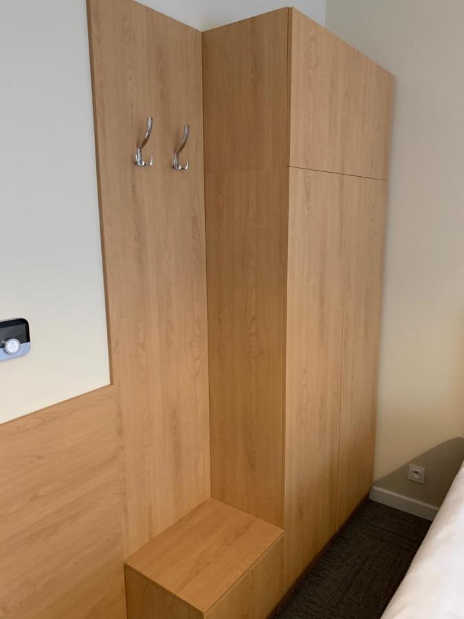 Vesna Rooms Mtp Познан Екстериор снимка